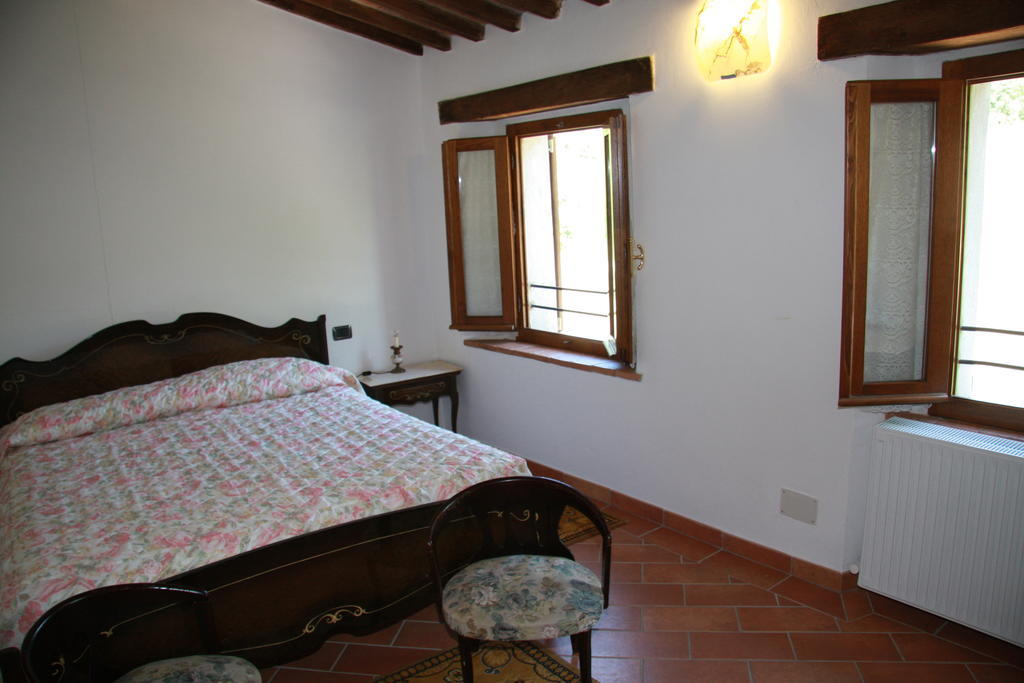 Borgo Fango Apartman Montieri Kültér fotó